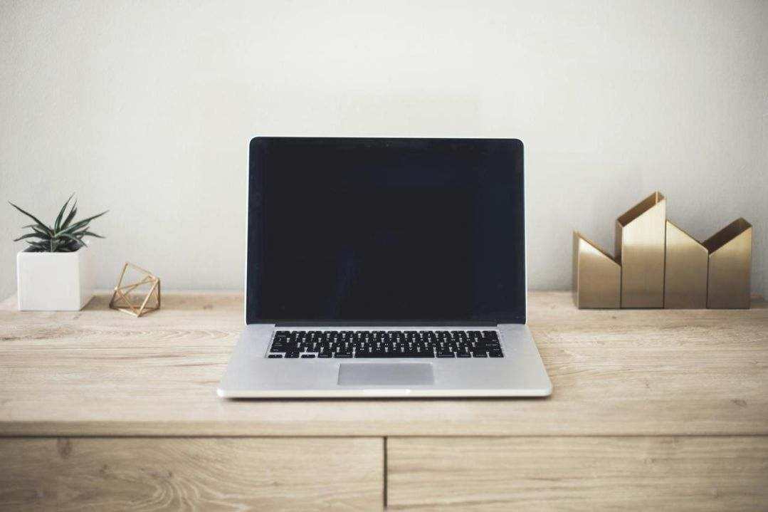 Flinero office